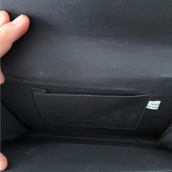 Vintage Patent Leather Envelope Clutch Cross Body Gold Chain Strap Black - Picture 8 of 8